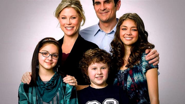 Modern Family 🎨 摩登家庭：第一季第一集 No.6