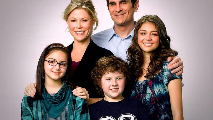 Modern Family 🎨 摩登家庭：第一季第一集 No.7